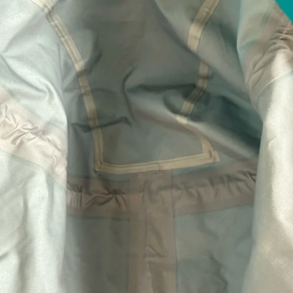 Arc’teryx Alpha SV - Large - Picture 5 of 16